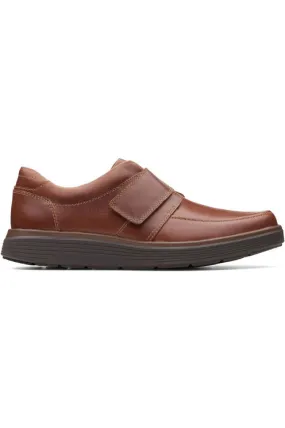 Clarks Un Abode Strap dark tan Extra Wide