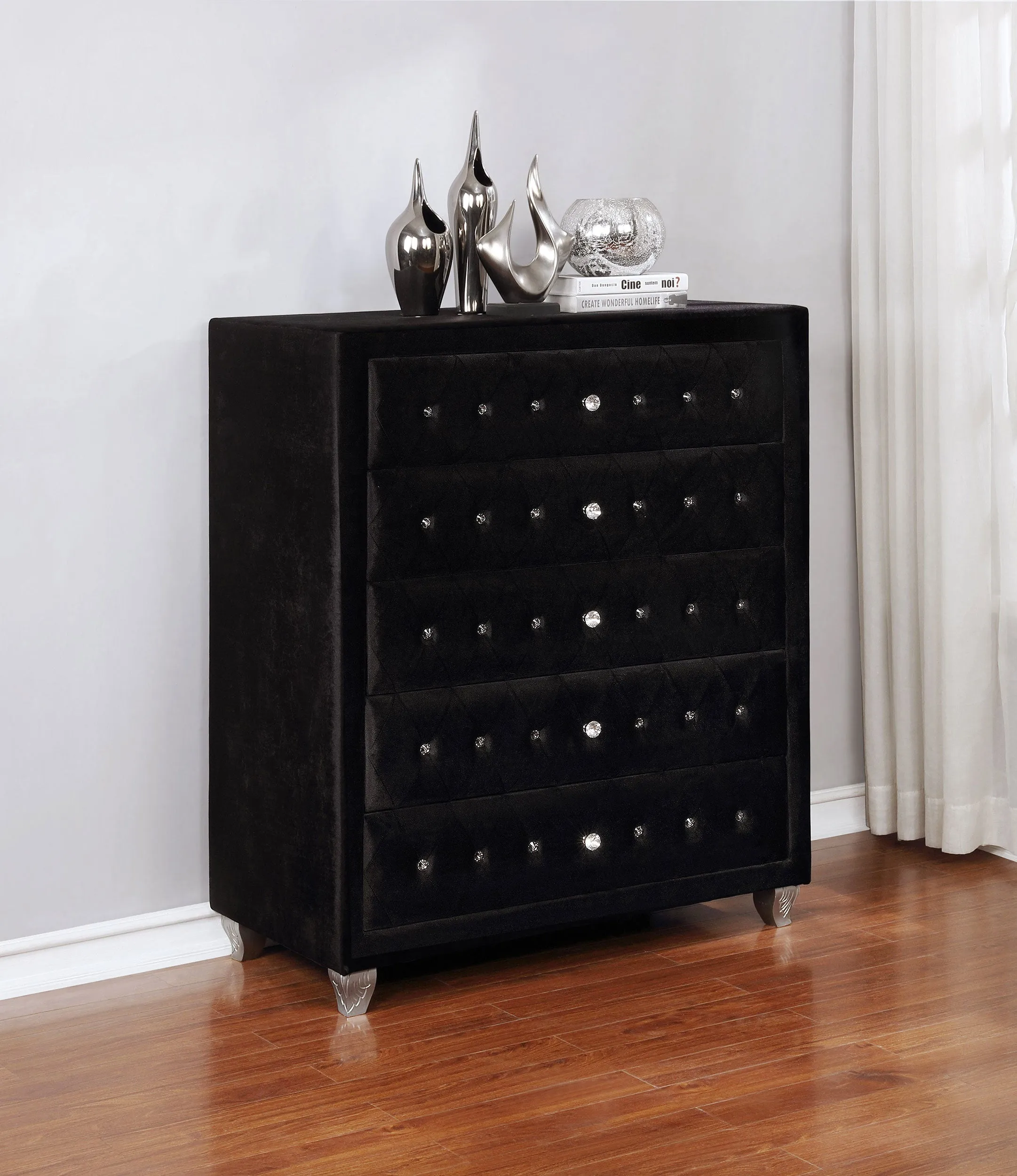 Dhabdhabewadi Black Velvet Chest